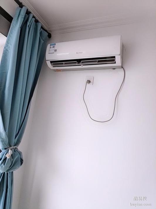 青羊區(qū)新華大道周邊維修空調(diào)故障漏水加氟移機(jī)電話耿直師傅