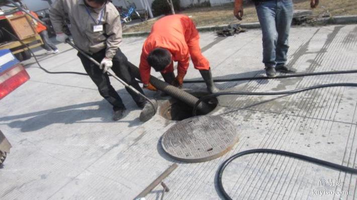 郑州建设路上门疏通下水道，家庭店铺下水道堵塞疏通