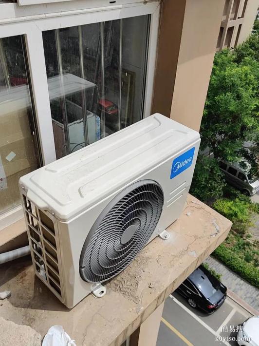 耿直武侯區(qū)玉林路周邊專業(yè)維修空調(diào)故障加氟移機(jī)電話師傅